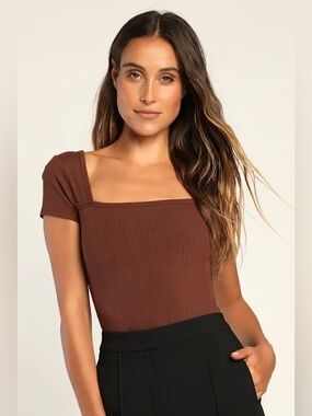 Lulus Always Confident Brown Ribbed Square Neck Short Sleeve Bodysuit, size L